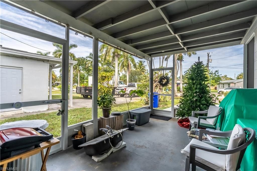 1360 5th Ave N, Naples, FL 34102 Photo