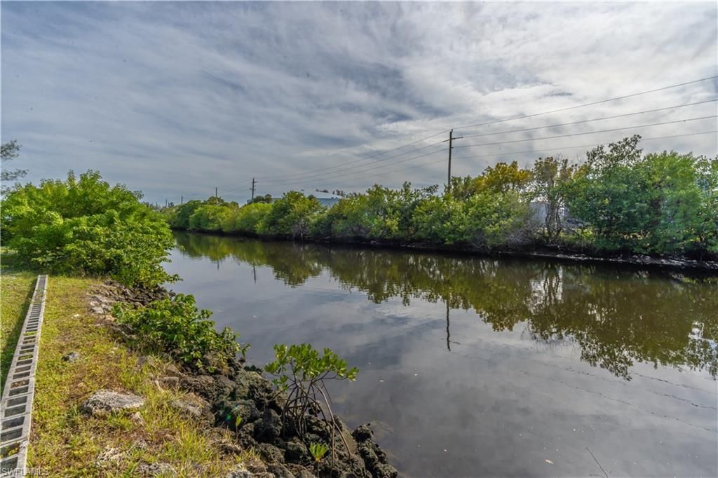 1360 5th Ave N, Naples, FL 34102 Photo