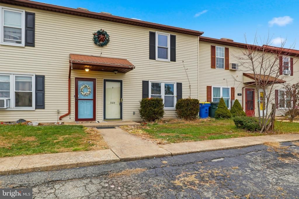 3104 Galaxy Road, Dover, PA 17315 Main Photo
