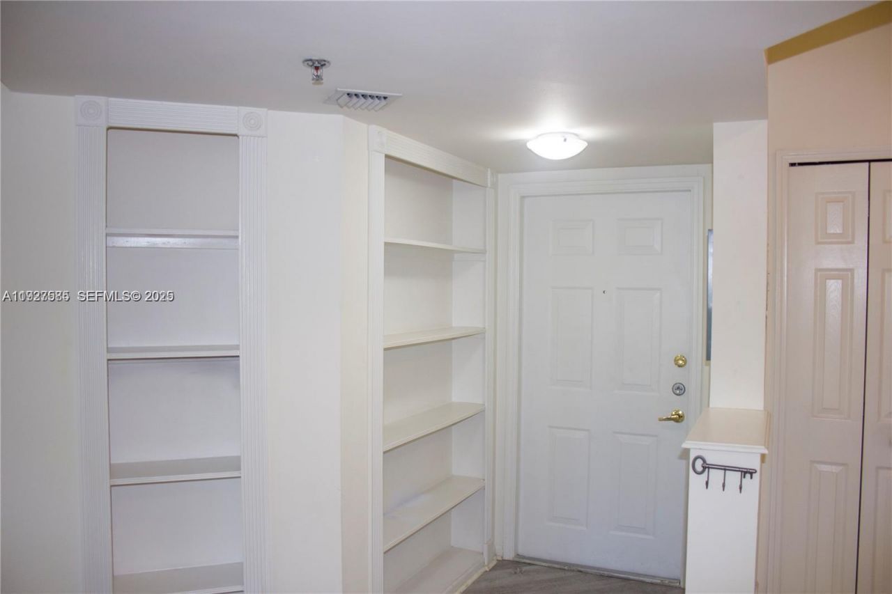 3145 NE 184th St, Unit 5306, Aventura, FL 33160 Photo