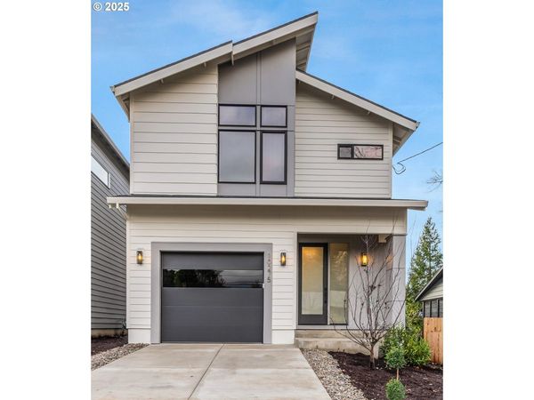 10275 SE 36TH AVE, Milwaukie, OR 97222