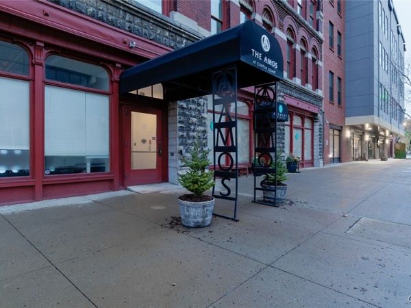 208 W Water Street , Syracuse, NY 13202