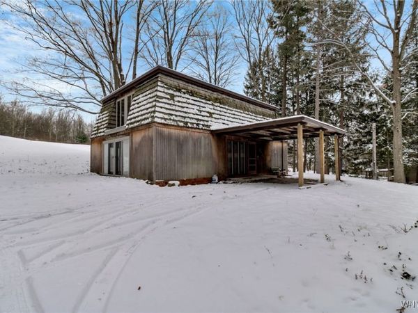 2955 E Church Street , Eden, NY 14057