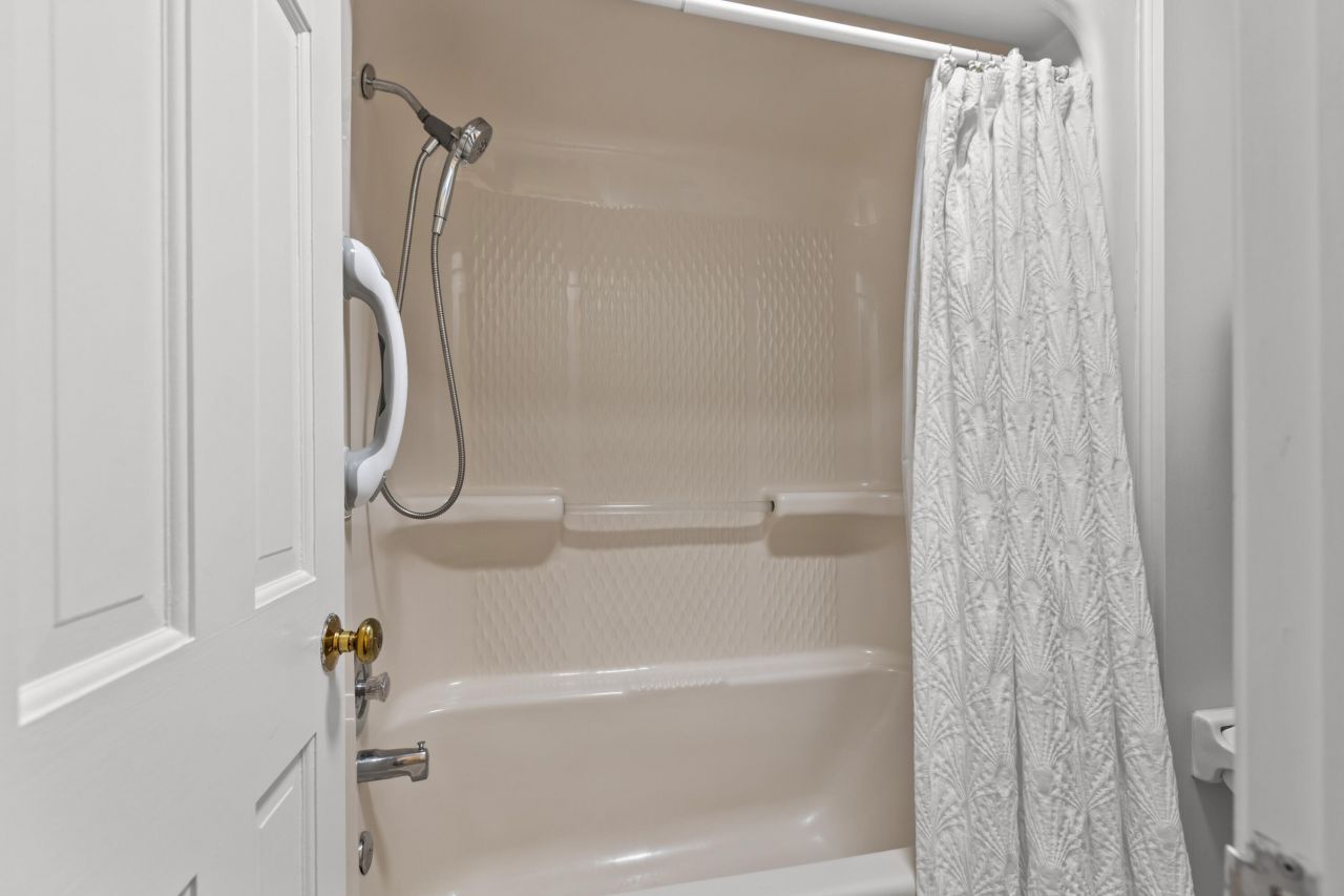 1967 Marsh Oak Lane Photo 26