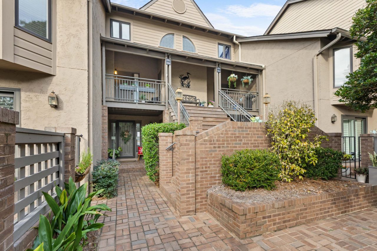 1967 Marsh Oak Lane Photo 4