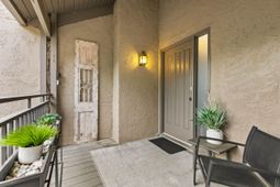 1967 Marsh Oak Lane photo 4