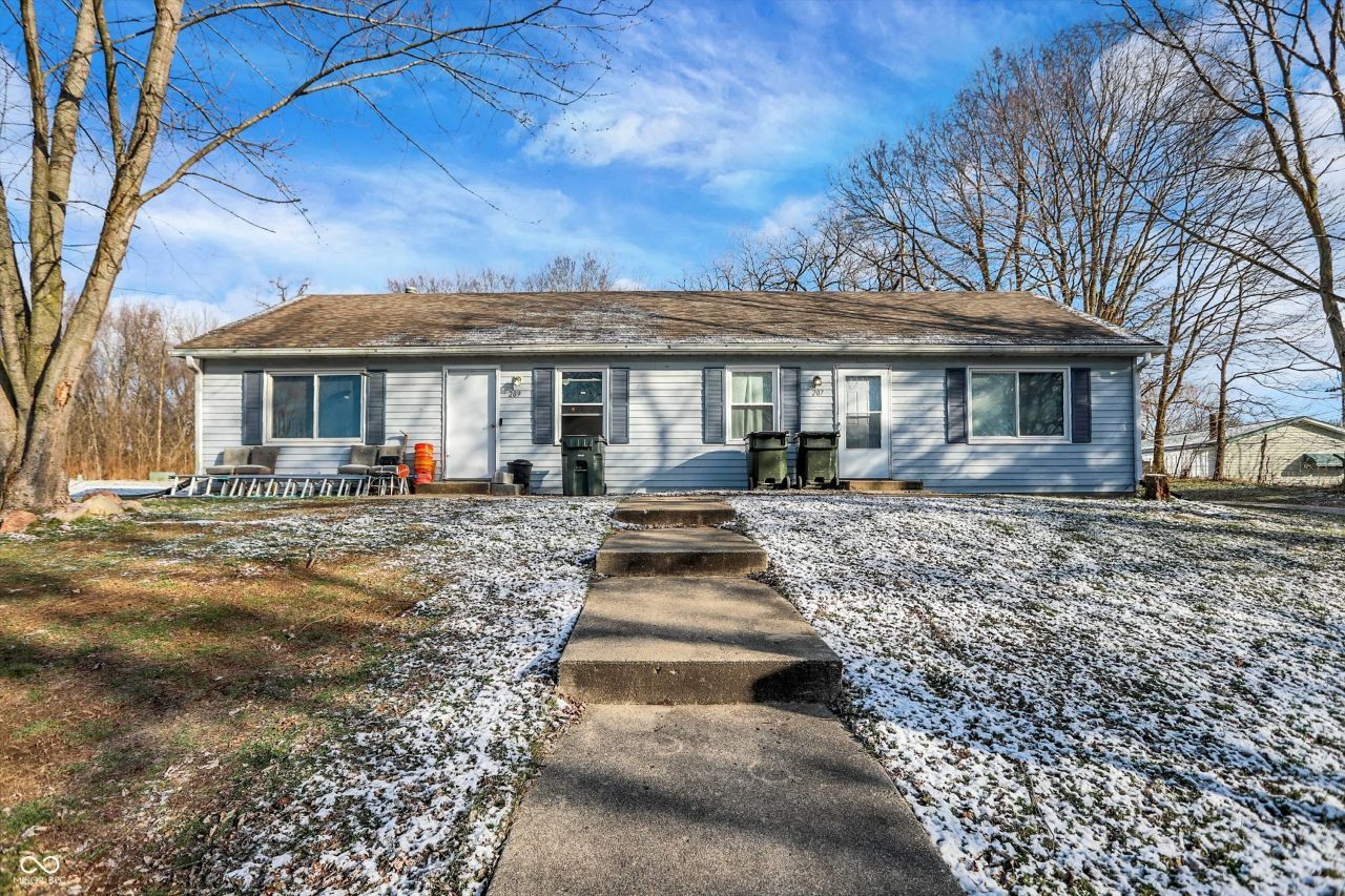 308 Winters Way, Carthage, IN 46115 Main Photo