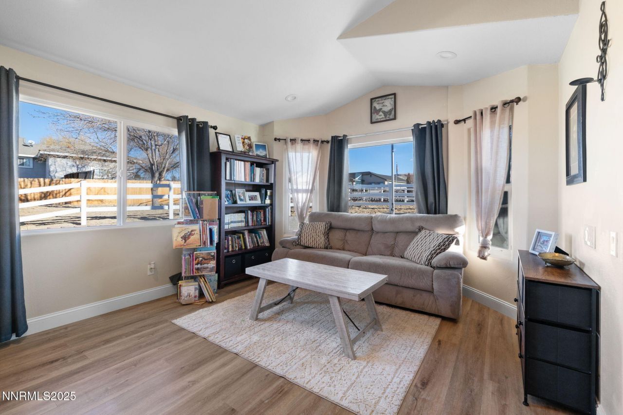 8495 Eaglenest Road, Sparks, NV 89436 Photo