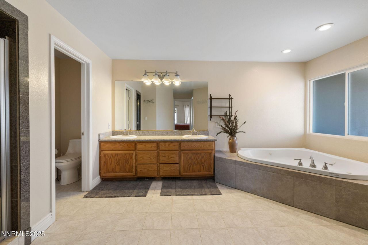 8495 Eaglenest Road, Sparks, NV 89436 Photo