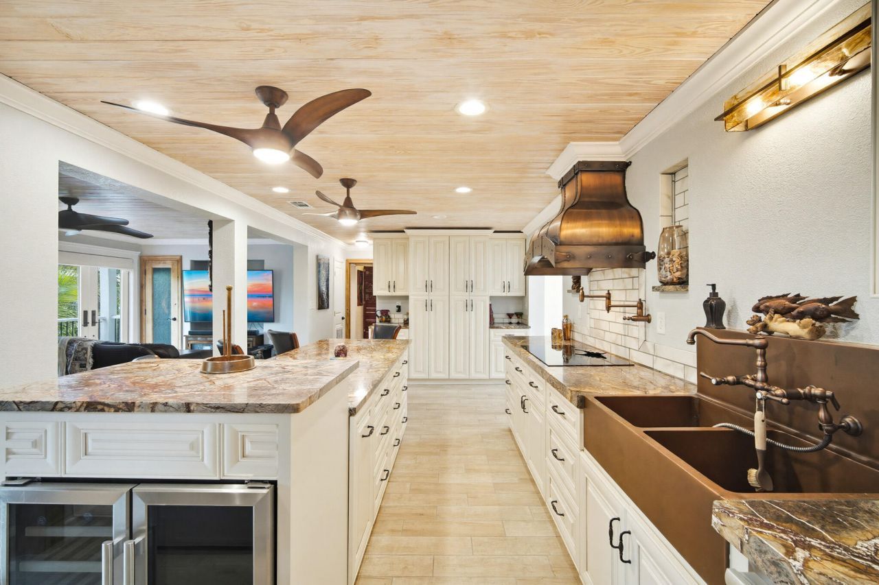 16941 Driftwood Lane, Sugarloaf, FL 33042 Photo