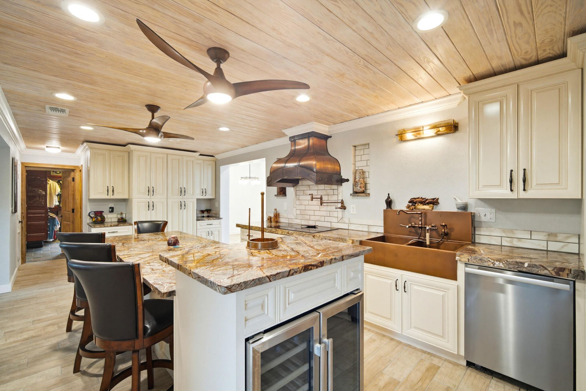 16941 Driftwood Lane, Sugarloaf, FL 33042 Photo