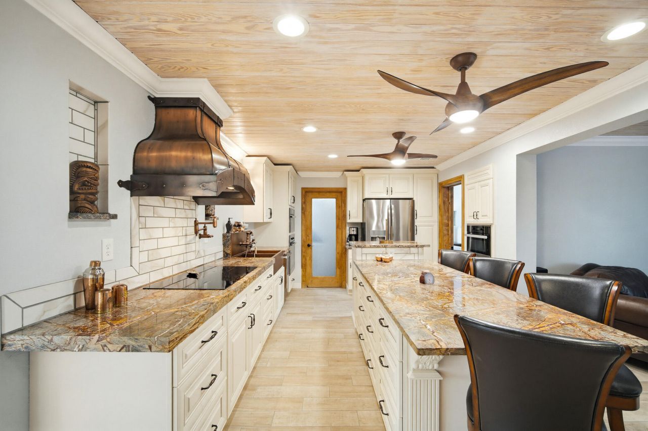 16941 Driftwood Lane, Sugarloaf, FL 33042 Photo