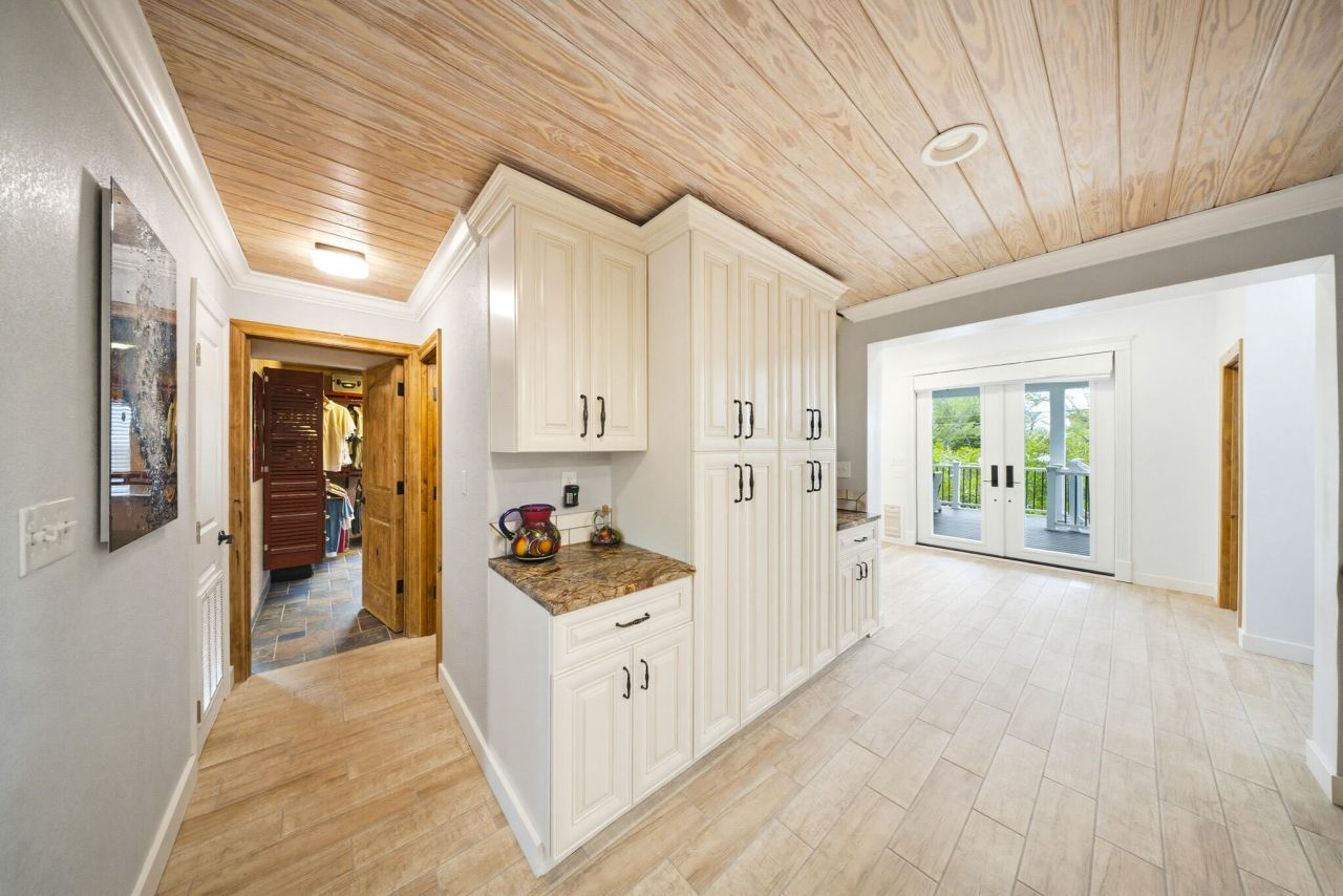 16941 Driftwood Lane, Sugarloaf, FL 33042 Photo