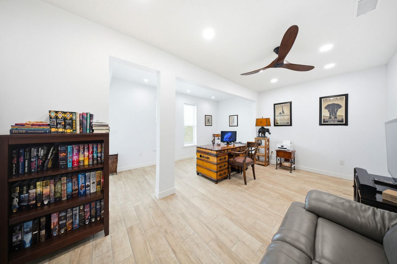 16941 Driftwood Lane, Sugarloaf, FL 33042 Photo