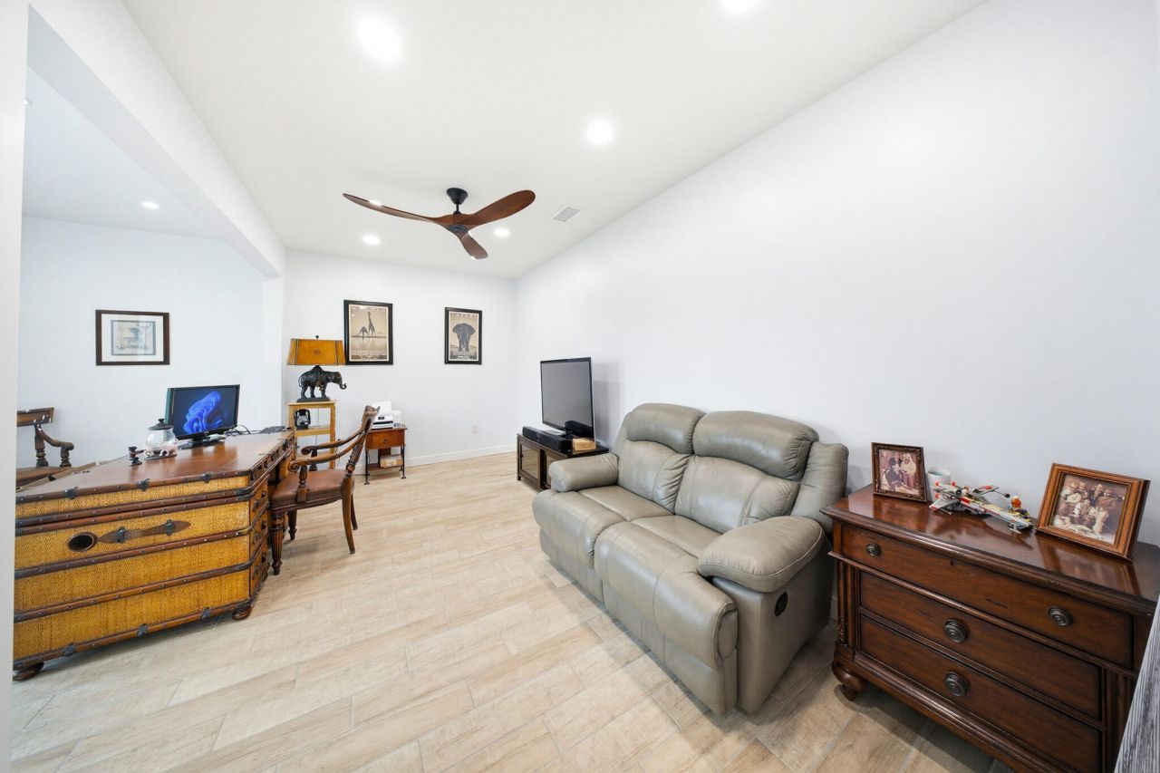 16941 Driftwood Lane, Sugarloaf, FL 33042 Photo