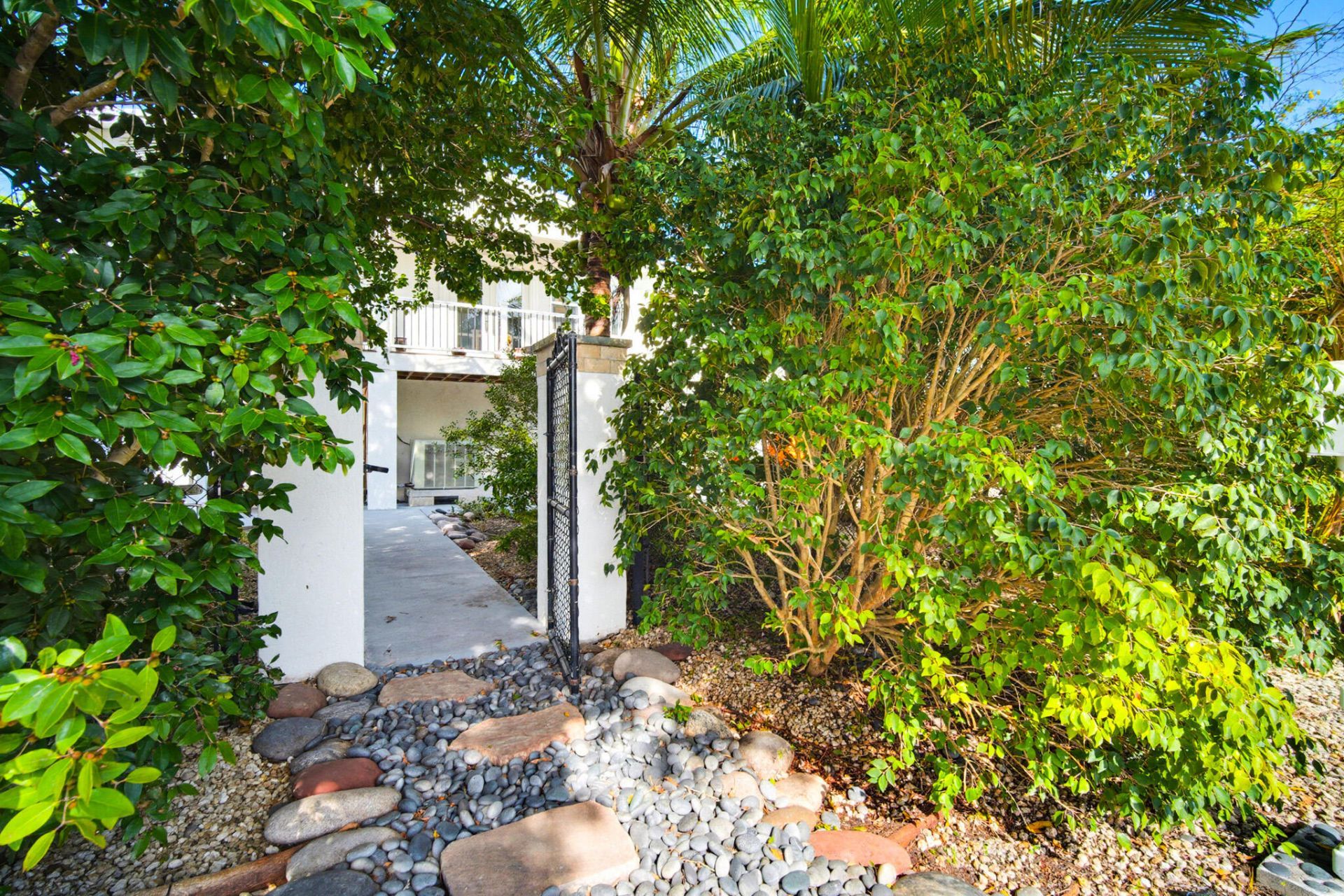 16941 Driftwood Lane, Sugarloaf, FL 33042 Photo
