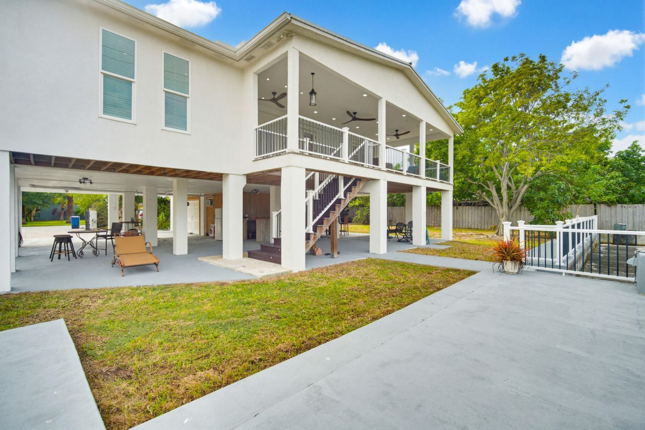 16941 Driftwood Lane, Sugarloaf, FL 33042 Photo