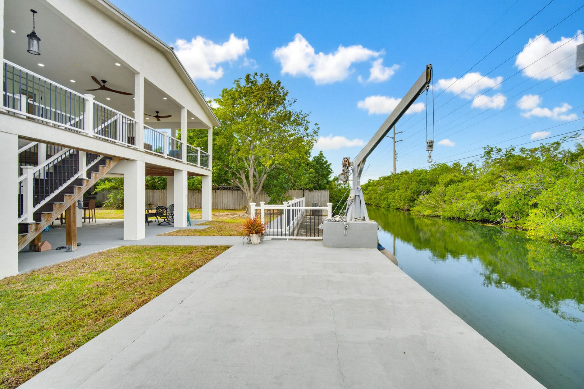 16941 Driftwood Lane, Sugarloaf, FL 33042 Photo