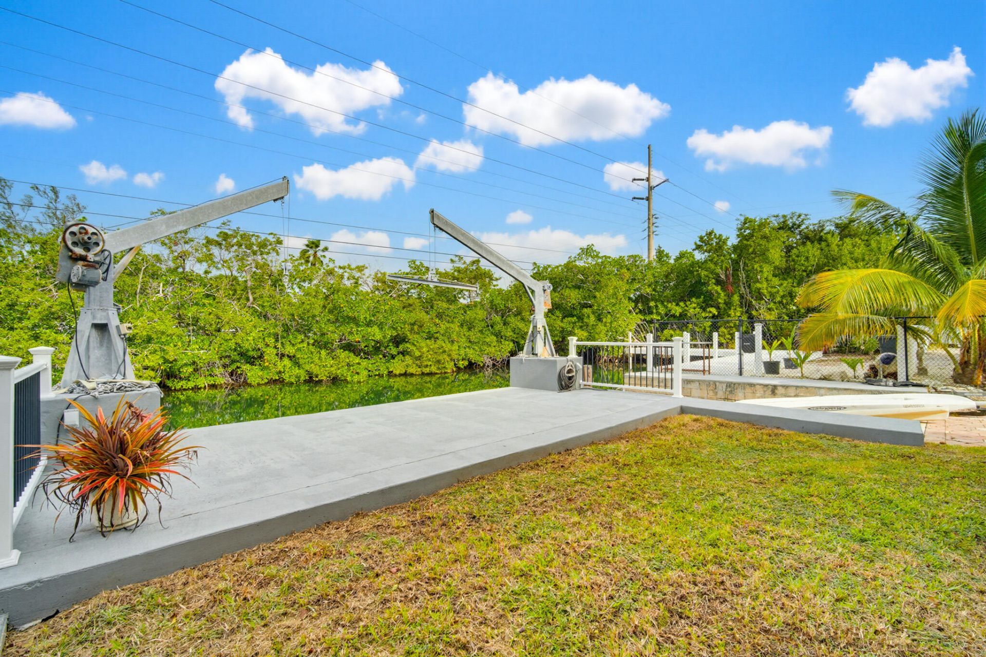 16941 Driftwood Lane, Sugarloaf, FL 33042 Photo