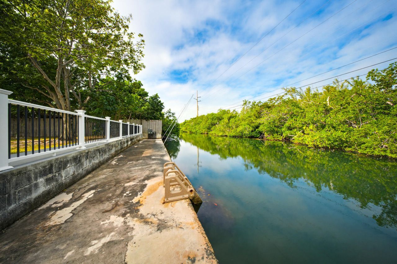 16941 Driftwood Lane, Sugarloaf, FL 33042 Photo