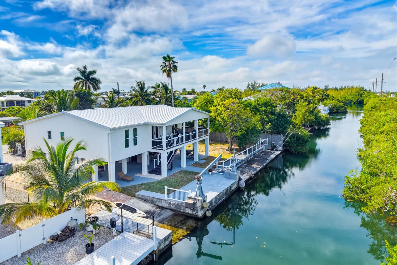 16941 Driftwood Lane, Sugarloaf, FL 33042 Photo