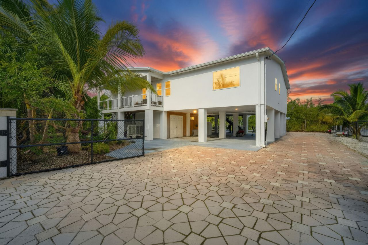 16941 Driftwood Lane, Sugarloaf, FL 33042 Photo