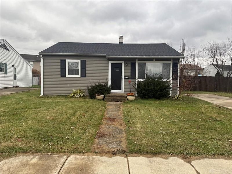 612 Kirkwood Drive, Fairborn, OH 45324 Photo 1