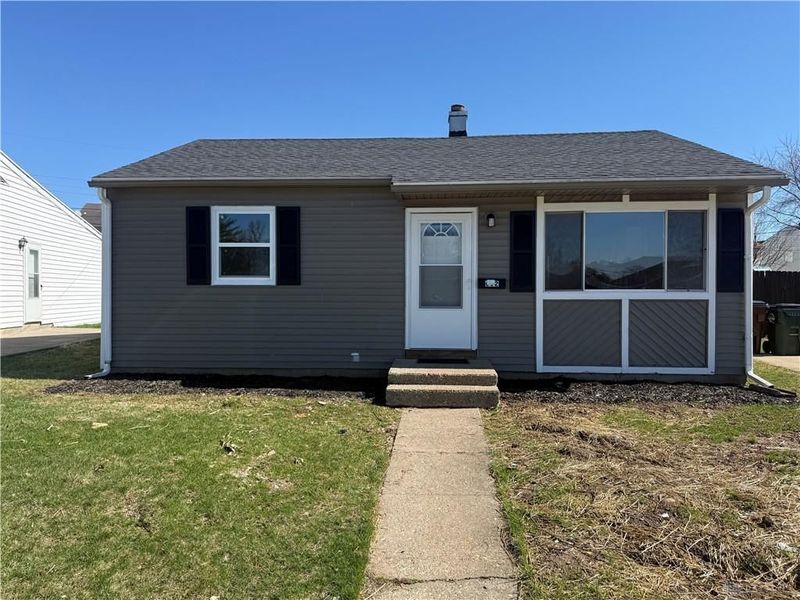 612 Kirkwood Drive, Fairborn, OH 45324 Photo 1