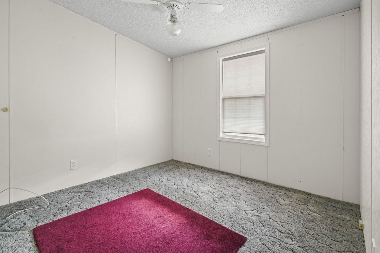 1029 Palm Dr. Photo 12