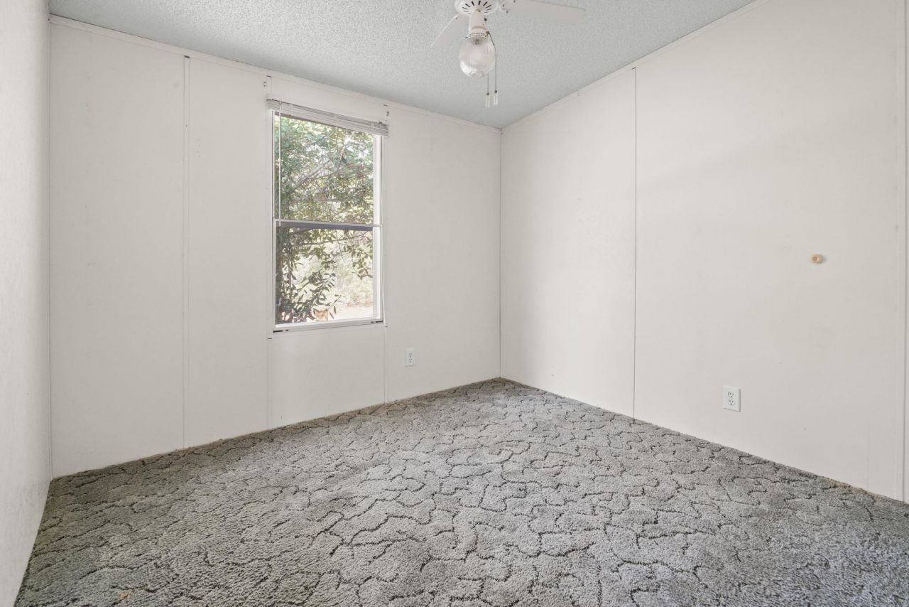 1029 Palm Dr. Photo 14