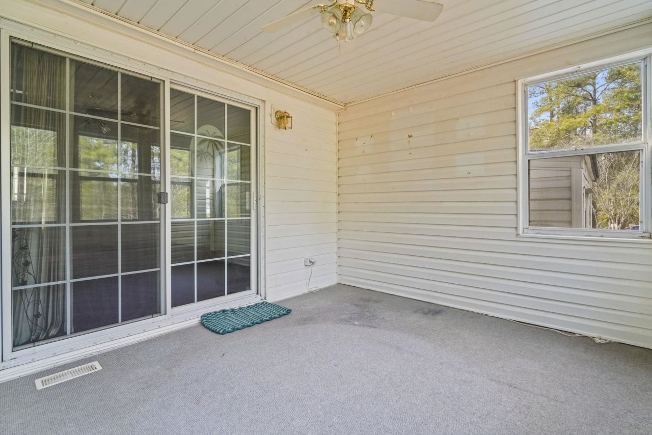 1029 Palm Dr. Photo 21