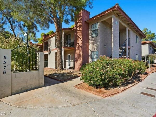 5576 W Rochelle Avenue, Unit 6A, Las Vegas, NV 89103