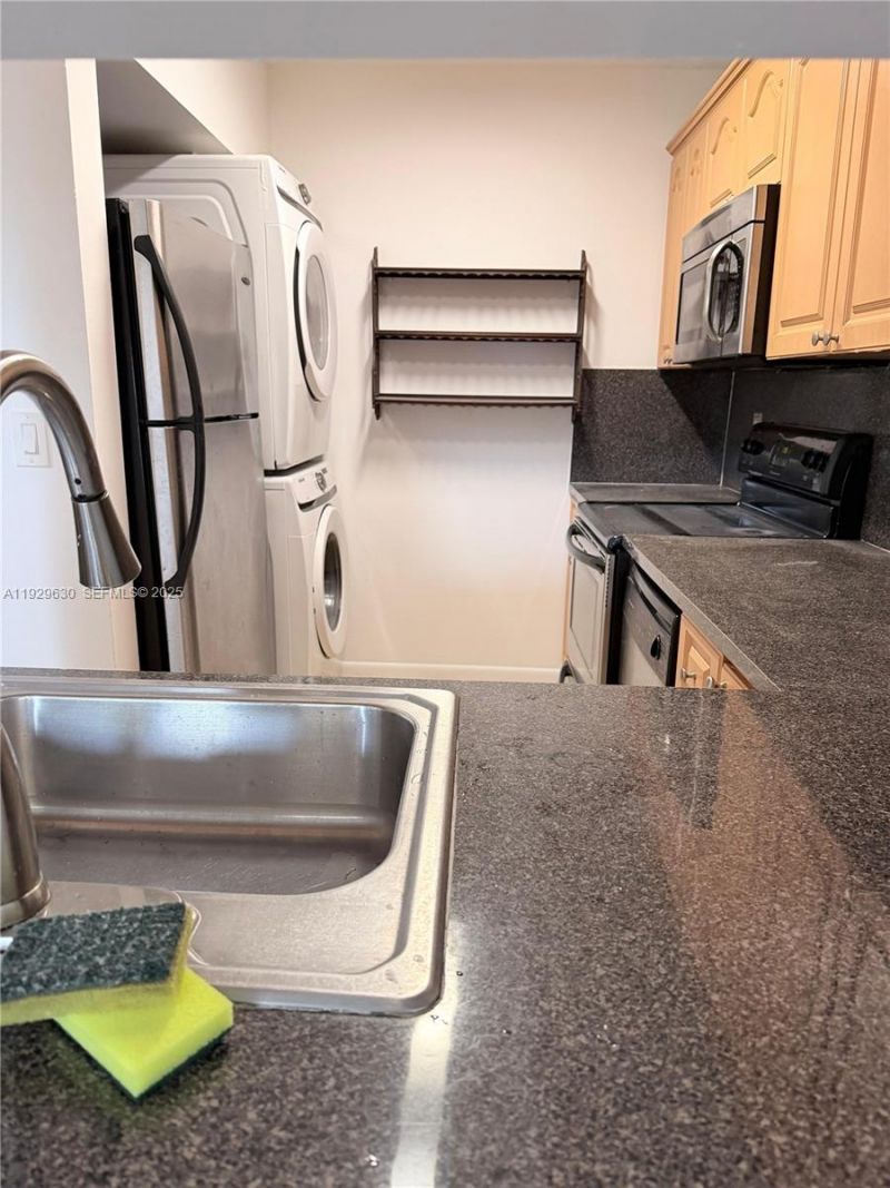 15312 SW 72nd St, Unit 21-12, Miami, FL 33193 Photo