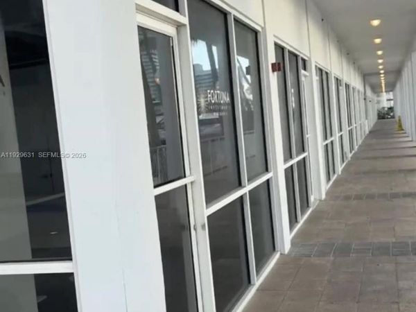 1800 Sunset Harbour Dr, Miami Beach, FL 33139