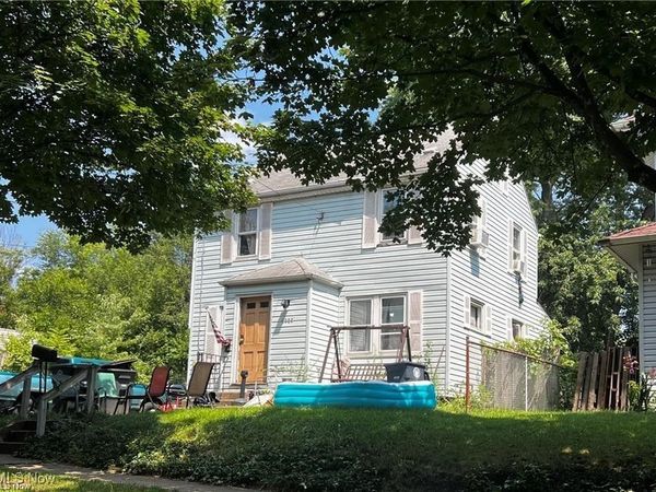 1223 Pondview Avenue, Akron, OH 44305