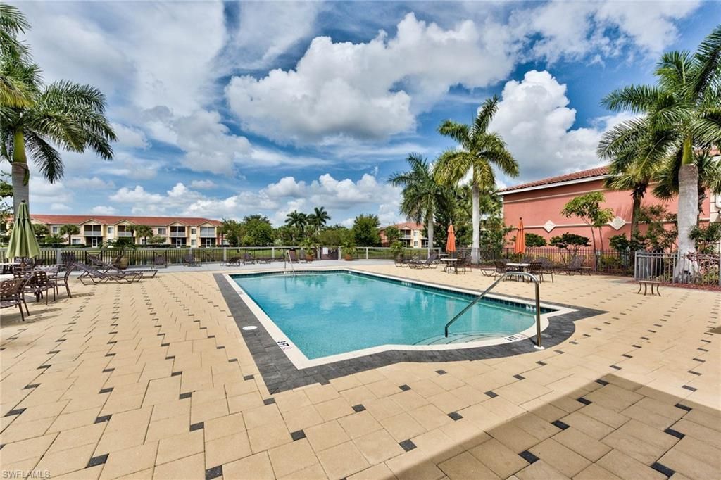 20170 Estero Gardens Cir, Unit 207, Estero, FL 33928 Photo