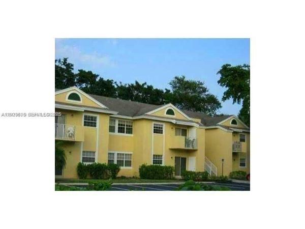 1731 NW 96th Ter, Unit 2G, Pembroke Pines, FL 33024
