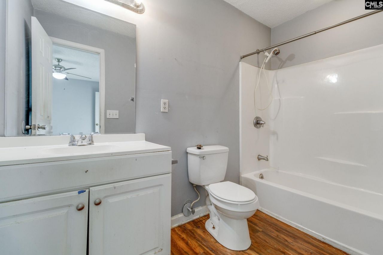 9 Tawny Branch Court Photo 16