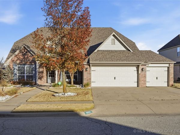 10211 N 143rd East Avenue, Owasso, OK 74055