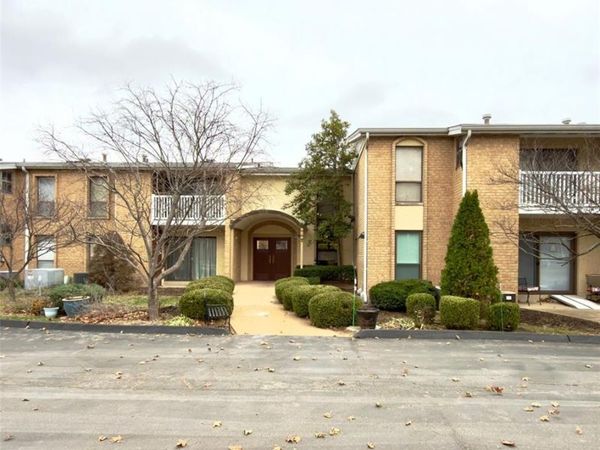 444 N Clay Avenue, Unit 1B, St Louis, MO 63122