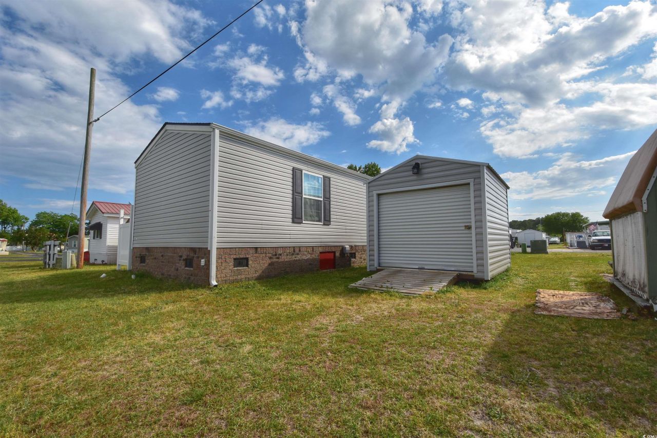 1502 Gardenia Ave. Photo 10