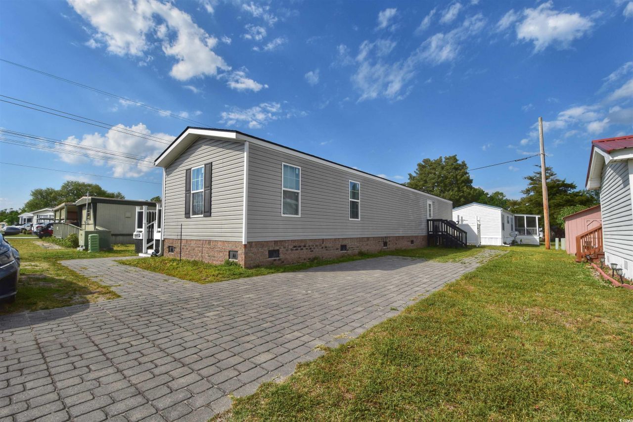 1502 Gardenia Ave. Photo 12