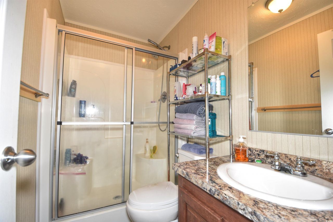 1502 Gardenia Ave. Photo 32