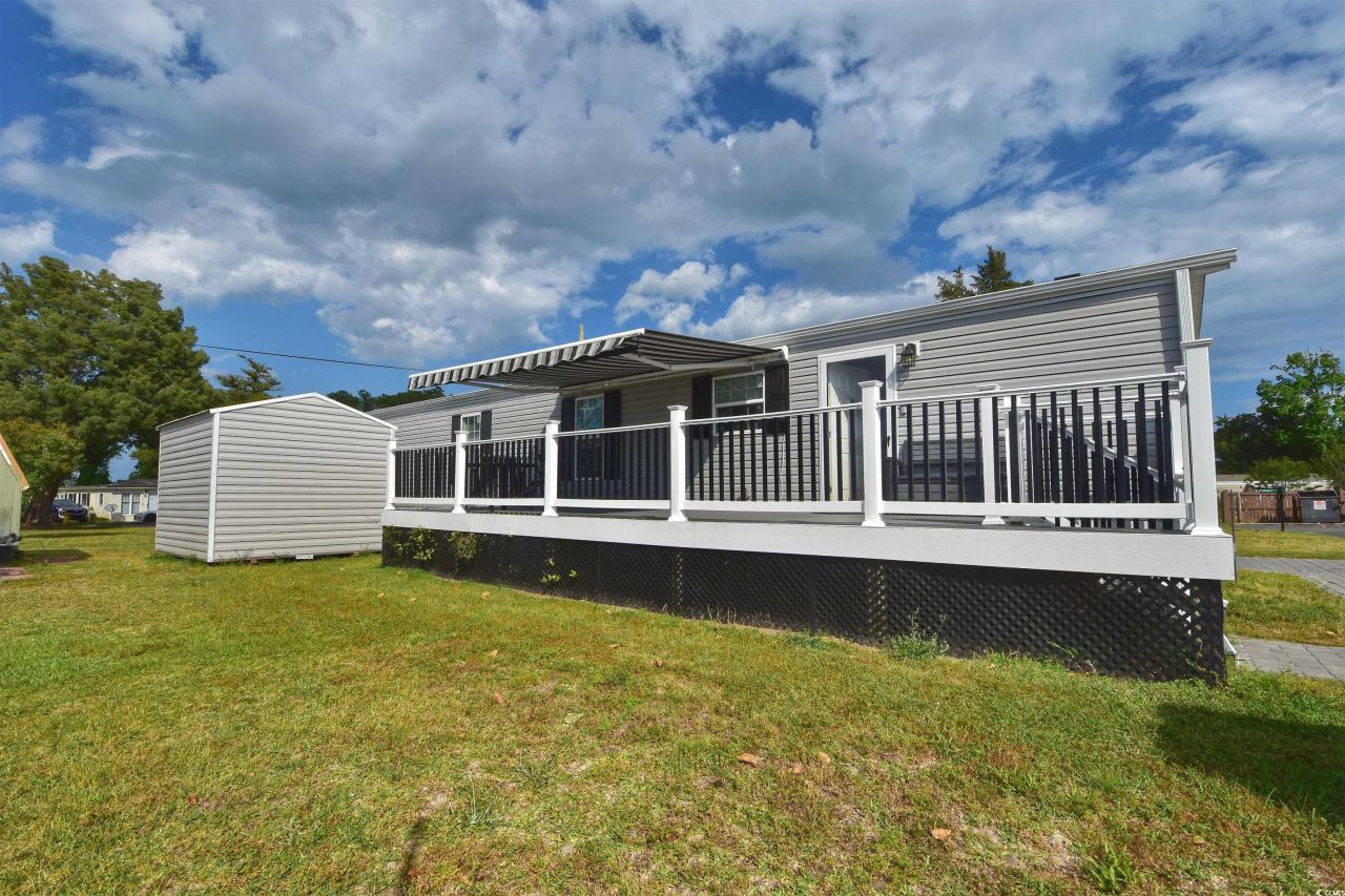 1502 Gardenia Ave. Photo 9