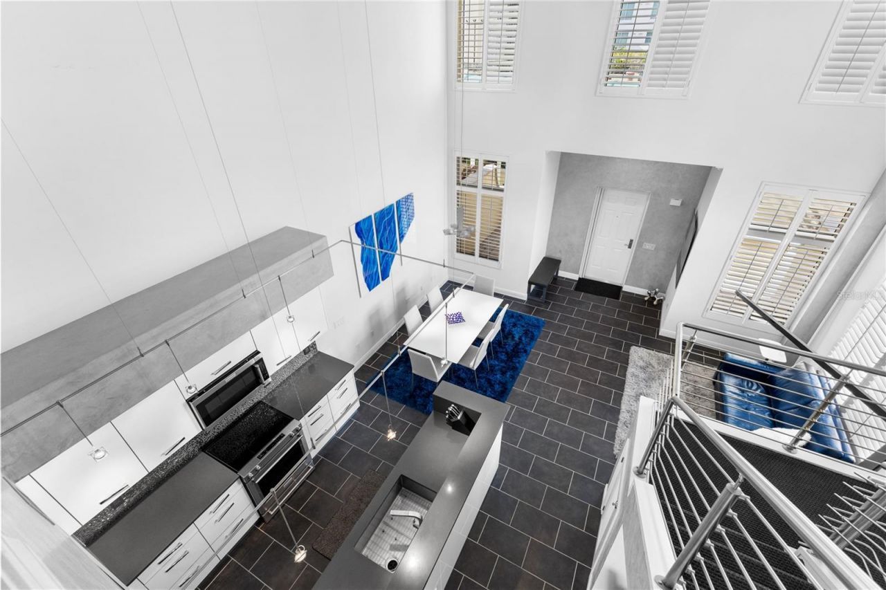 800 N Tamiami Trail, Unit 321, Sarasota, FL 34236 Photo
