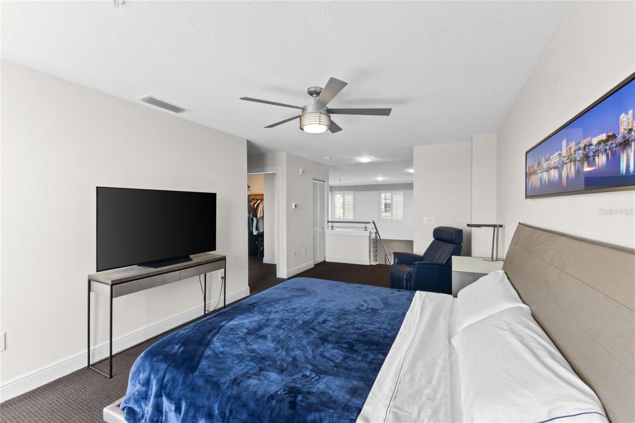 800 N Tamiami Trail, Unit 321, Sarasota, FL 34236 Photo