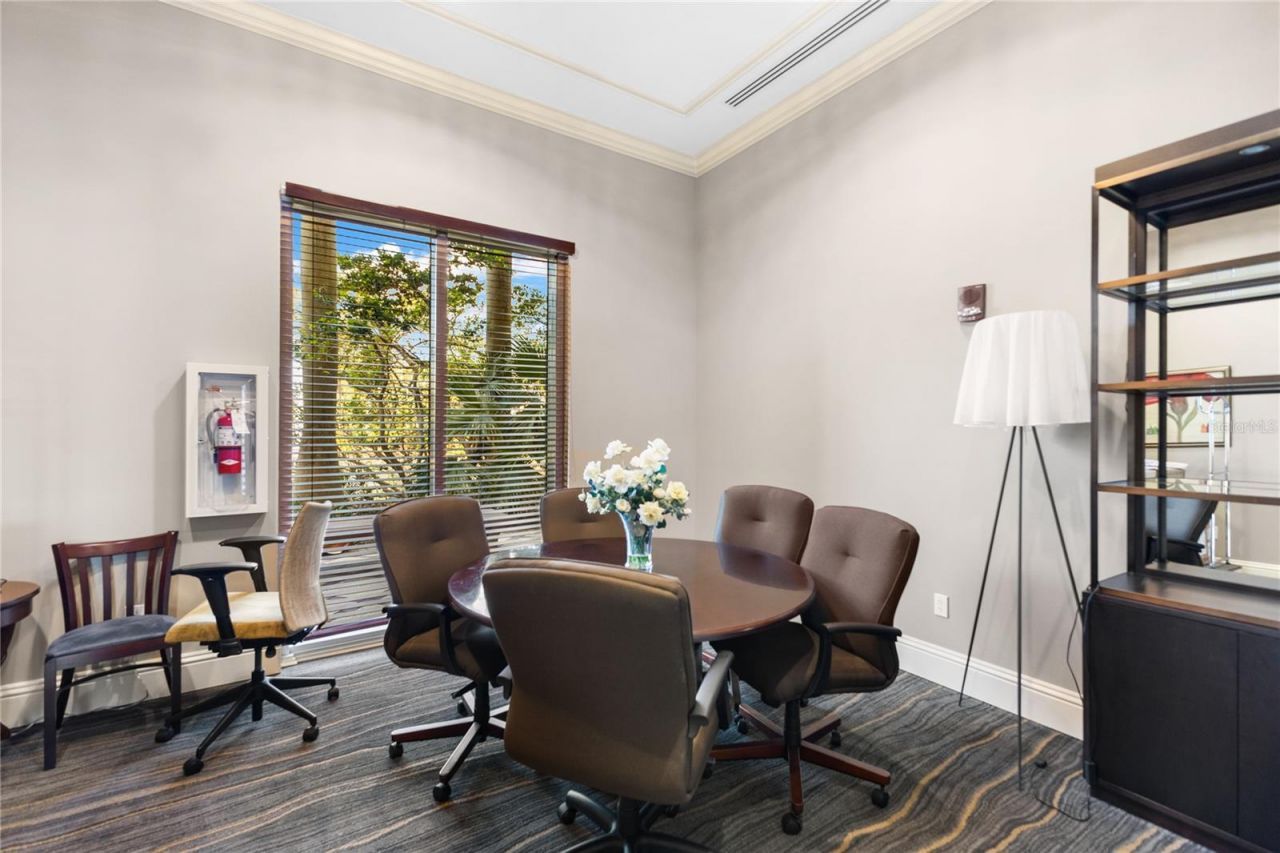 800 N Tamiami Trail, Unit 321, Sarasota, FL 34236 Photo