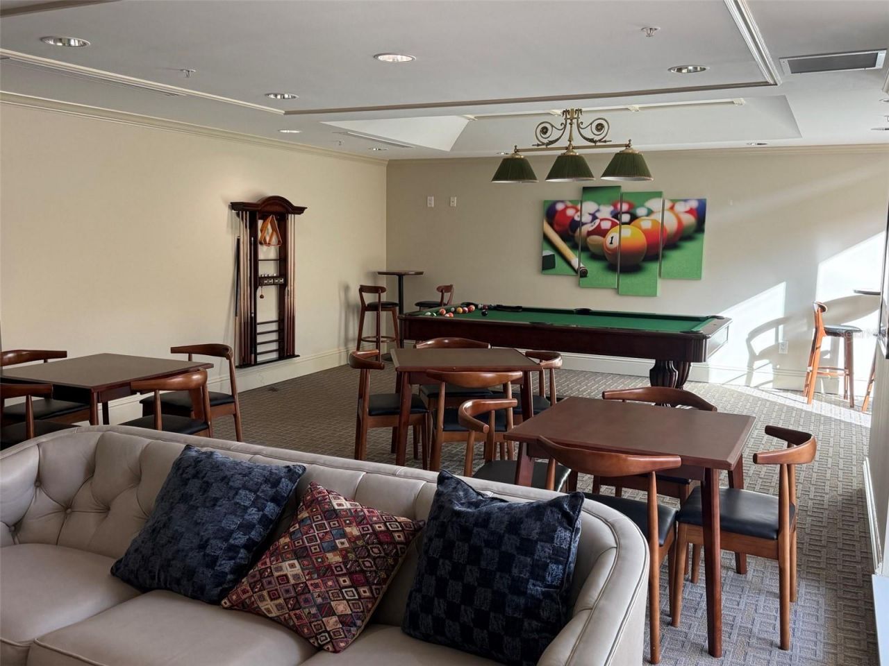 800 N Tamiami Trail, Unit 321, Sarasota, FL 34236 Photo