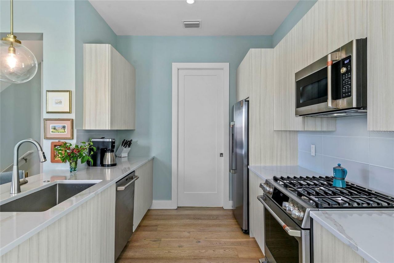 622 Riverside Landing Drive, Oak Hill, FL 32759 Photo