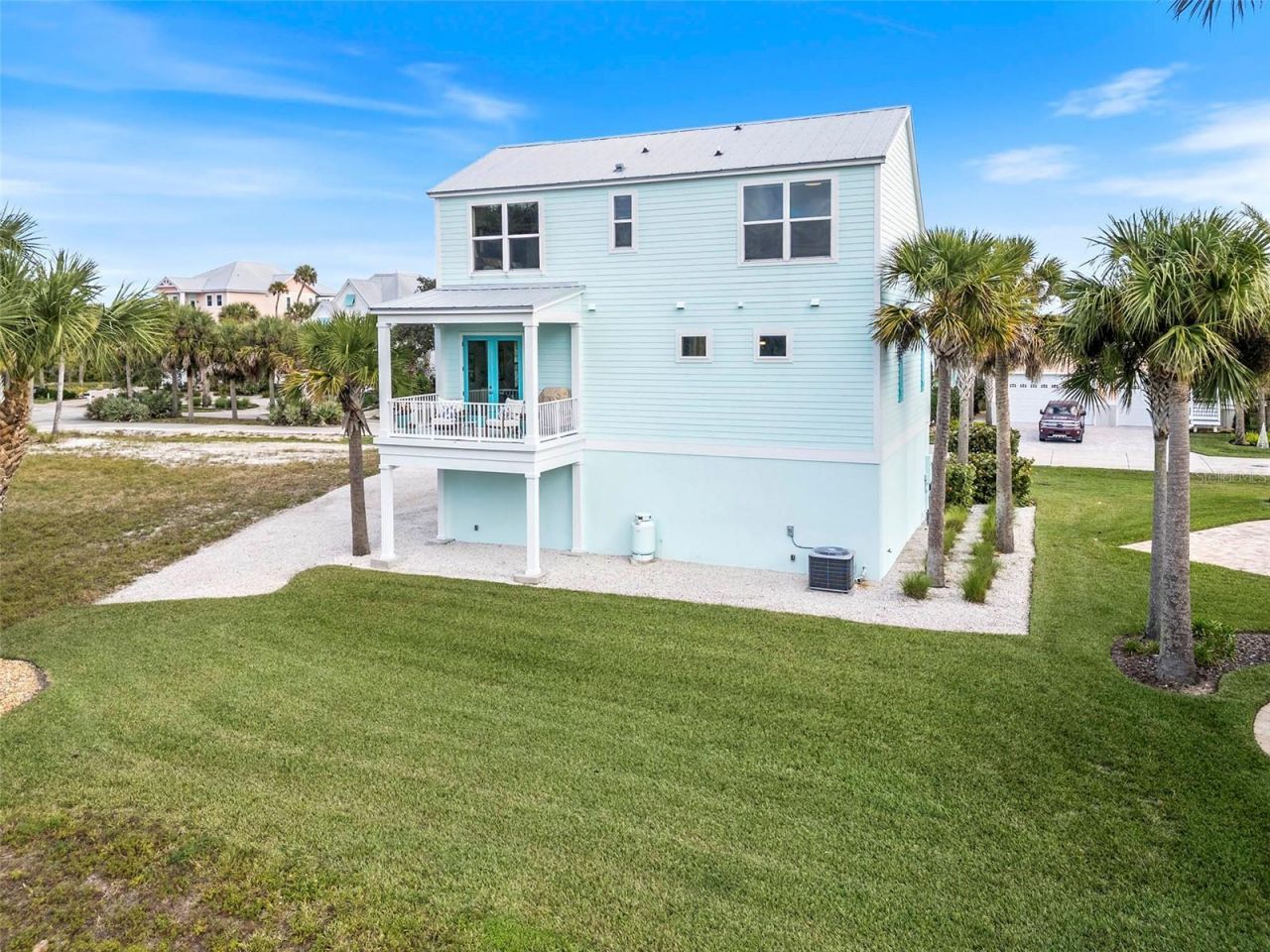 622 Riverside Landing Drive, Oak Hill, FL 32759 Photo